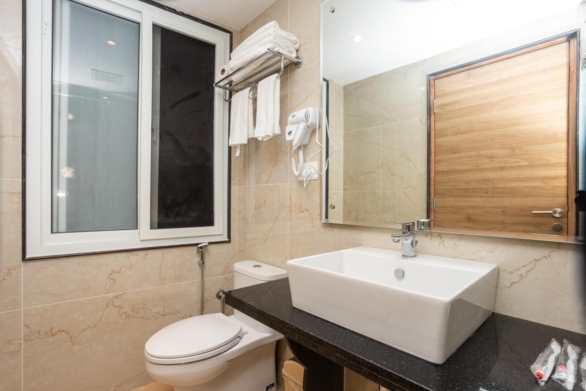 Shuvatara Suites & Spa, Thamel Káthmándú Exteriér fotografie