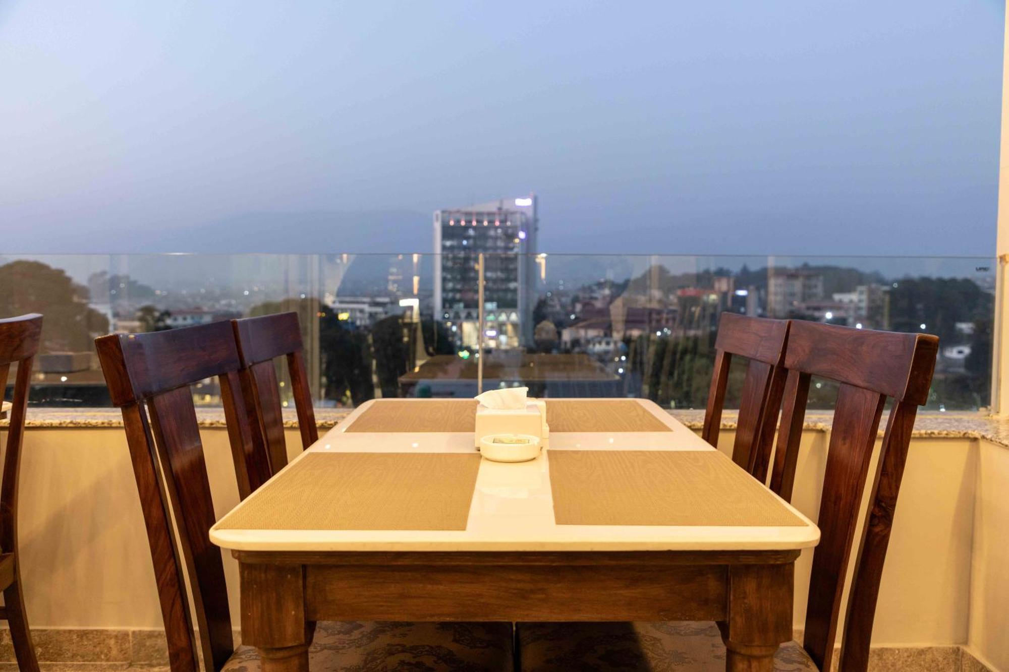 Shuvatara Suites & Spa, Thamel Káthmándú Exteriér fotografie