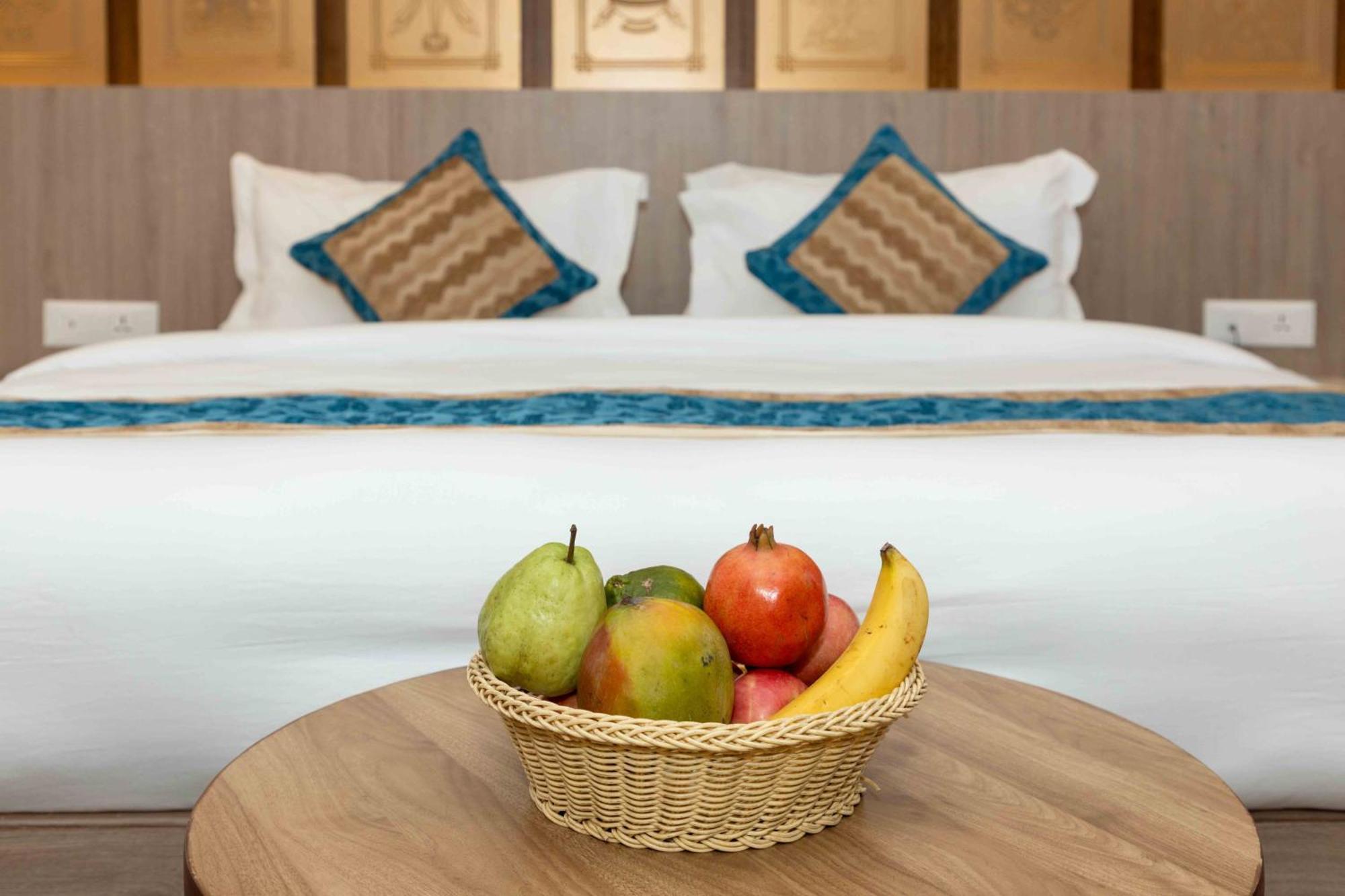 Shuvatara Suites & Spa, Thamel Káthmándú Exteriér fotografie